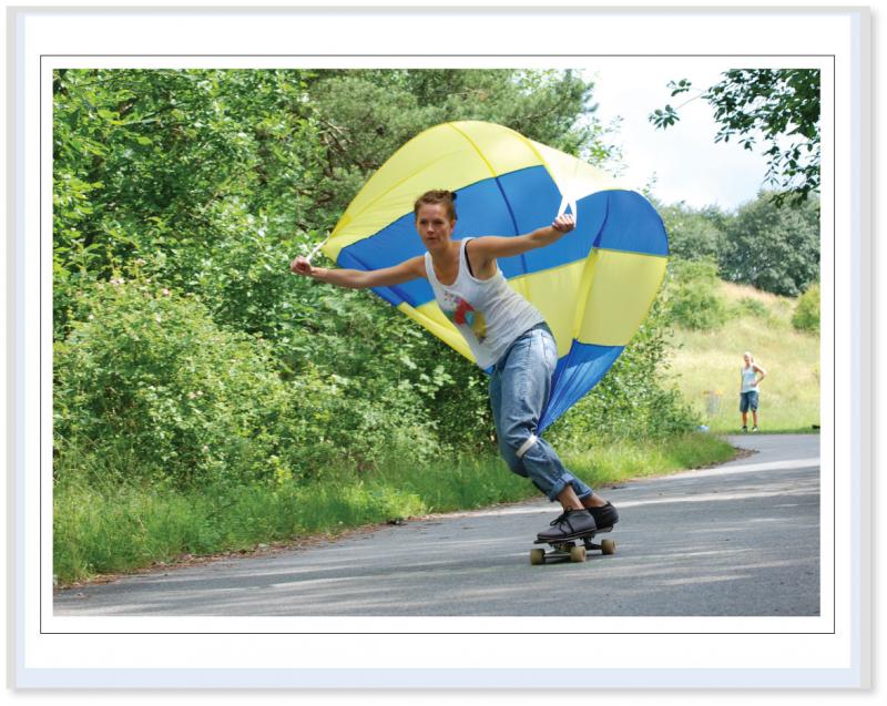SPORTING-SAILS - The Downhill Body-Sail for Skateboarding, Skiing & Snowboarding